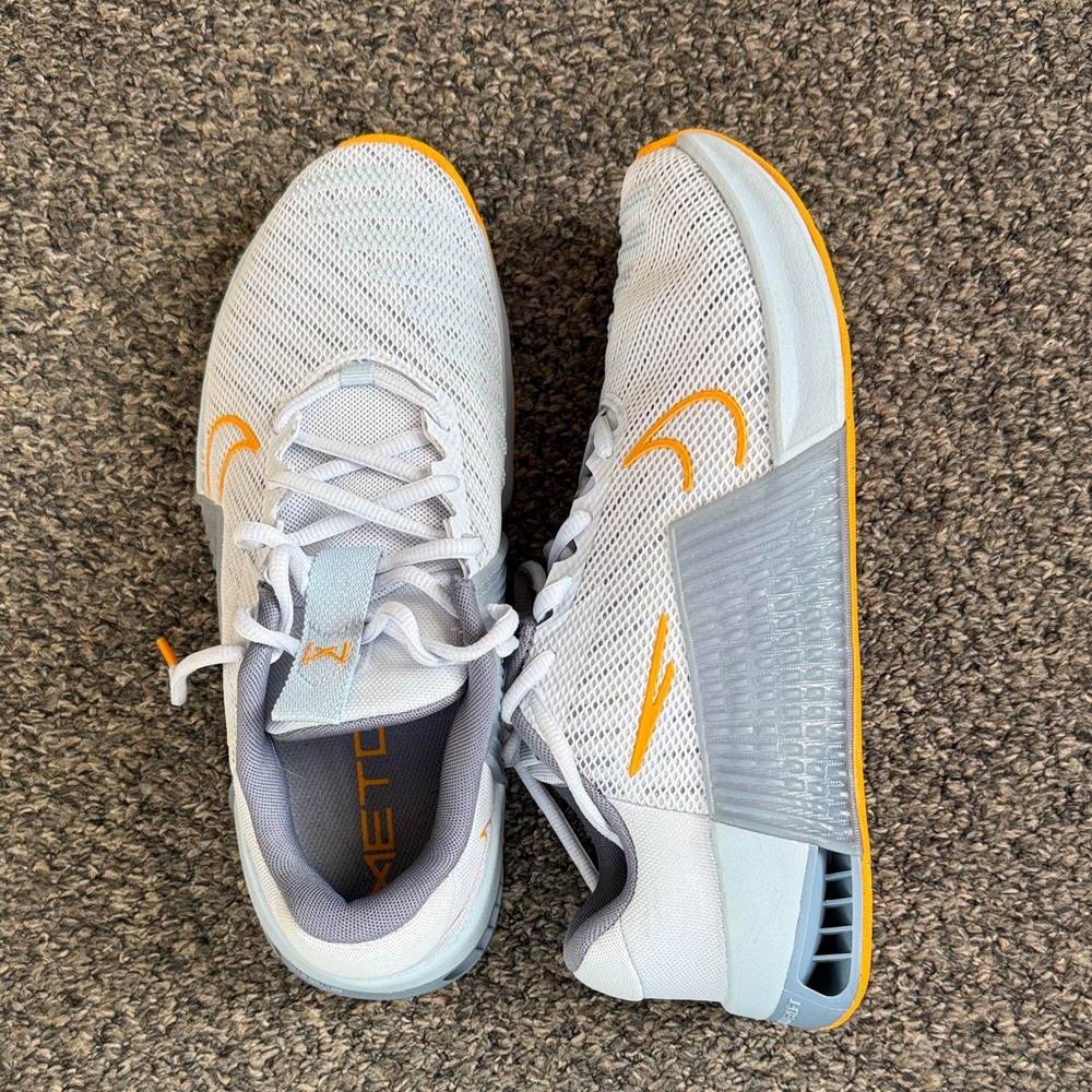 Nike Light Blue and Orange Lifting Shoes